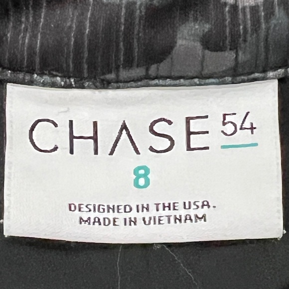 Chase 54 Black Camo Print Performance Pants Size 8 Women’s - Picture 2 of 6